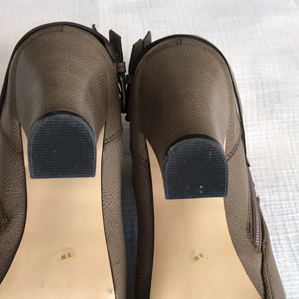 Madden Girl Boots - Picture 5 of 9